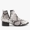 ARider Girl Newest Arrivals Snake Print Side V-Cut Booties