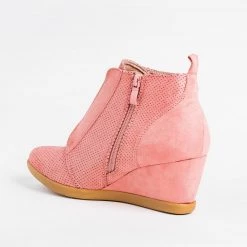 Forever Newest Arrivals Sporty Pinhole Bootie Wedges