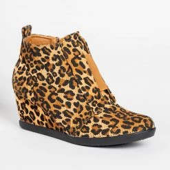 Forever Newest Arrivals Sporty Pinhole Bootie Wedges