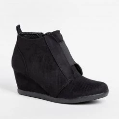 Forever Newest Arrivals Sporty Pinhole Bootie Wedges