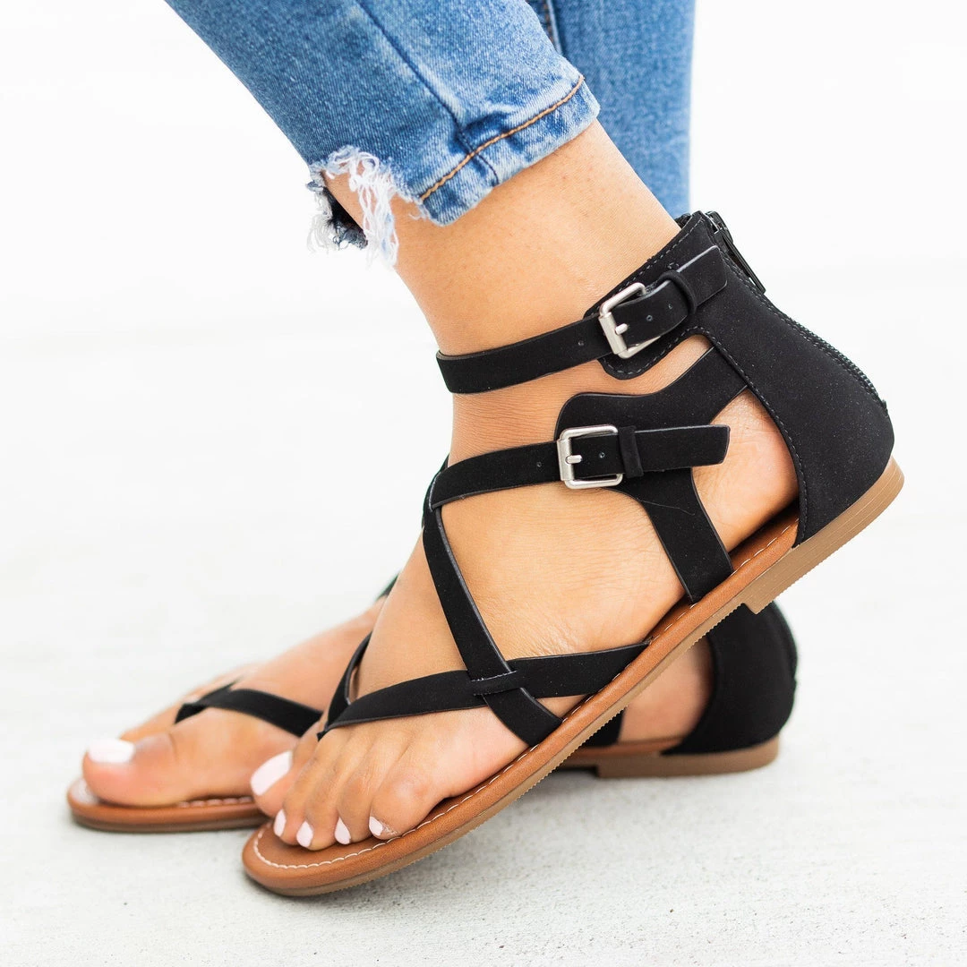 Soda Shoes Strappy Criss Cross Gladiator-Style Sandals 8 Soda Shoes Strappy Criss Cross Gladiator-Style Sandals