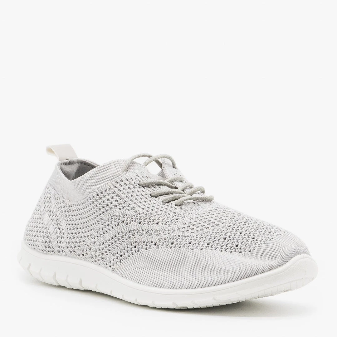 Refresh Newest Arrivals Stylish Pinhole Athletic Sneakers 5 Refresh Newest Arrivals Stylish Pinhole Athletic Sneakers