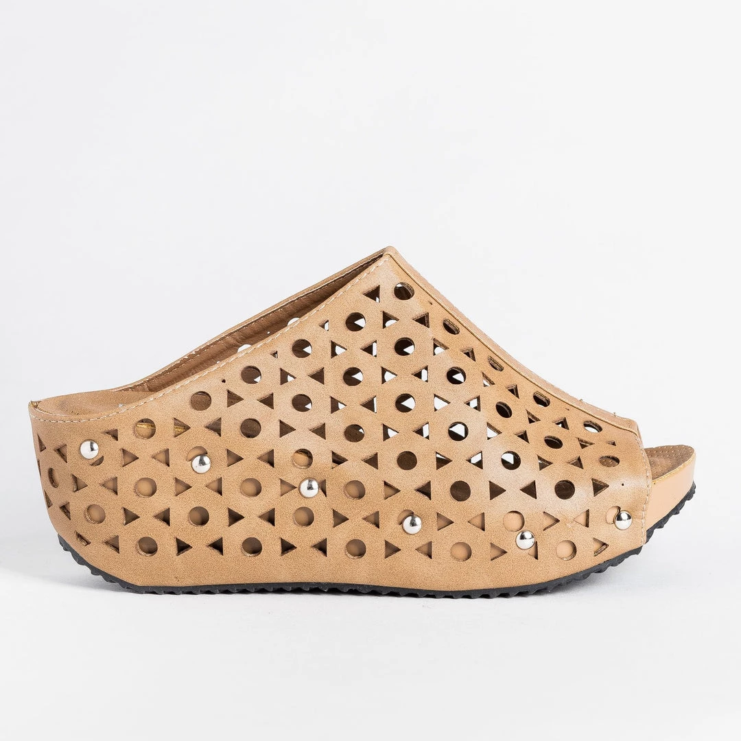 Refresh Stylish Platform Sandal Wedges 10 Refresh Stylish Platform Sandal Wedges