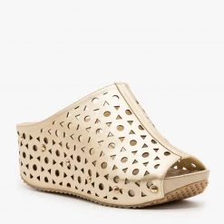 Refresh Stylish Platform Sandal Wedges 17 Refresh Stylish Platform Sandal Wedges