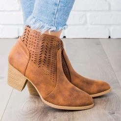 Qupid Shoes Newest Arrivals Subtle Laser-Cut Ankle Booties