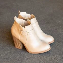 Delicious Shoes Sunny Stacked Heel Booties