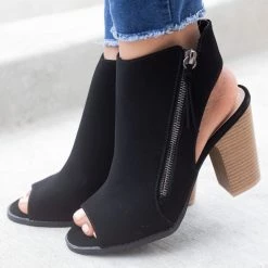 Qupid Shoes Tassel Zipper Chunky Heel Booties