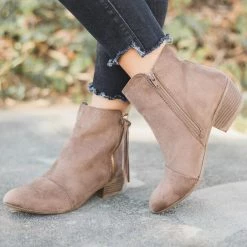 Nature Breeze Tassel Zipper Pull Booties Newest Arrivals 28 Nature Breeze Tassel Zipper Pull Booties Newest Arrivals