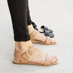 Bamboo Thick Buckled Everyday Sandals