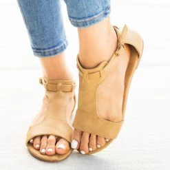 Mata Thick T-Strap Fashion Sandals