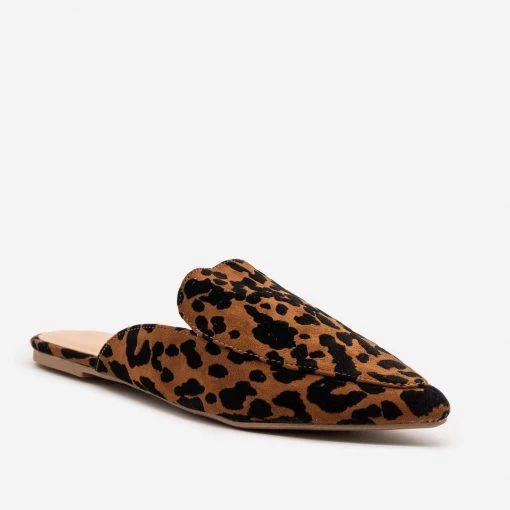 Mata Tiger Print Pointed Toe Mules 7 Mata Tiger Print Pointed Toe Mules