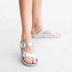 Yoki Toe Loop Slip-On Sandals
