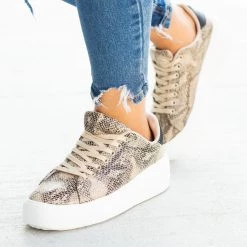 Qupid Shoes Newest Arrivals Trendy Animal Print Platform Sneakers