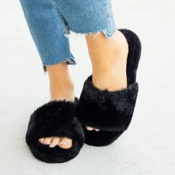 Forever Trendy Faux Fur Slides