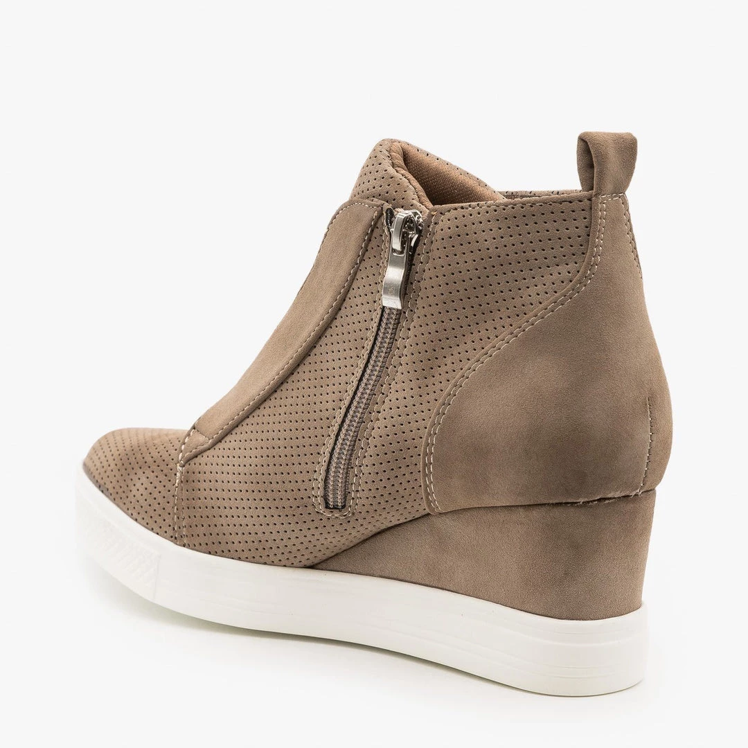 CCOCCI Trendy Pinhole Sneaker Wedges 8 CCOCCI Trendy Pinhole Sneaker Wedges