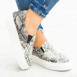 Qupid Shoes Newest Arrivals Trendy Printed Platform Slip-On Sneakers