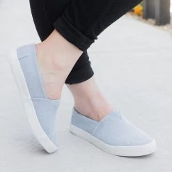 Unbranded/Generic Newest Arrivals Trendy Slip-on Fashion Sneakers