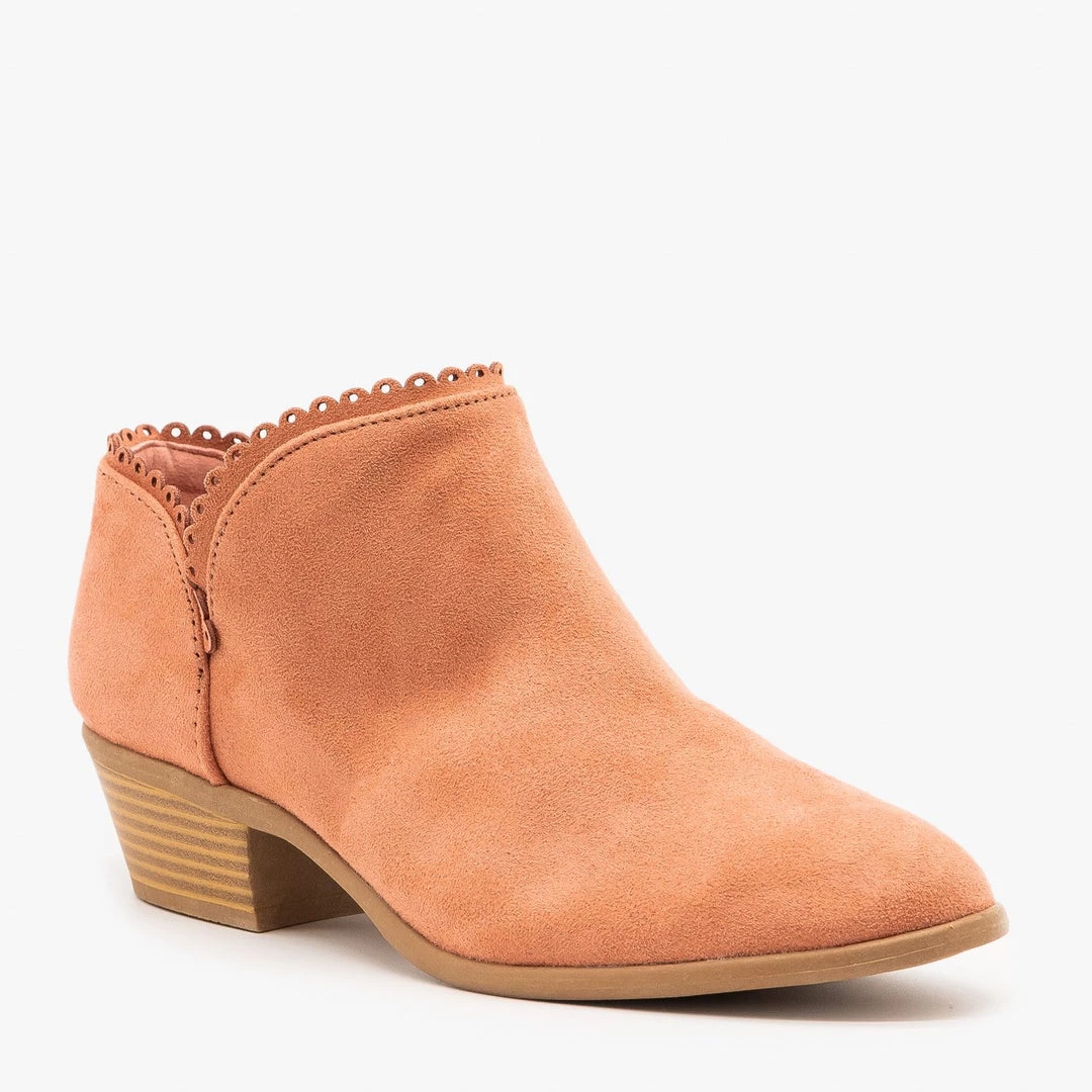 Qupid Shoes Trimmed Ankle Booties 6 Qupid Shoes Trimmed Ankle Booties