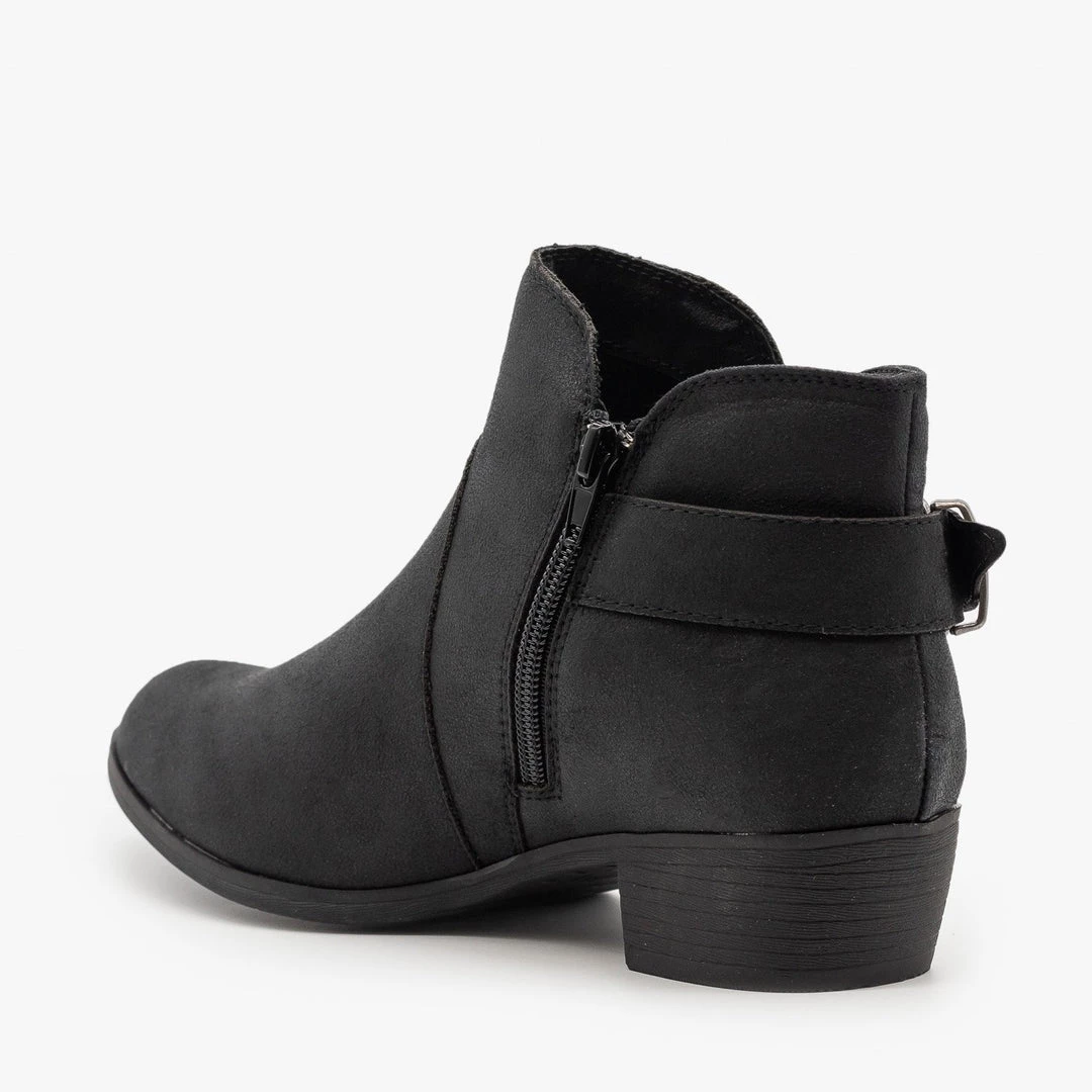 Shoelala Tulip-Shaped Buckle Booties 2 Shoelala Tulip-Shaped Buckle Booties