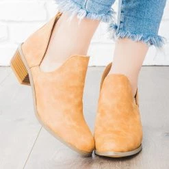 Soho Elite Newest Arrivals V-Cut Low Heeled Booties