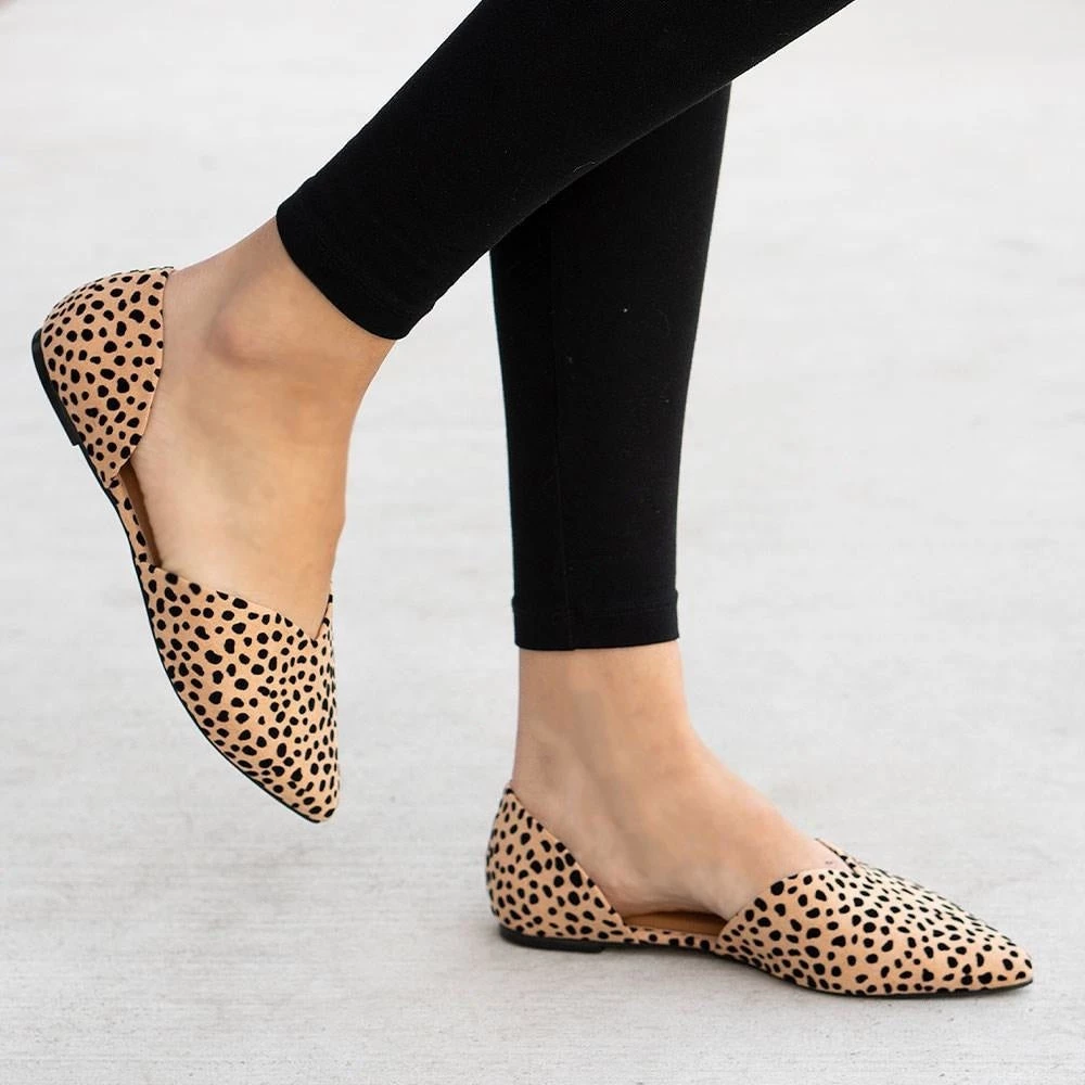 Qupid Shoes V-Dip Simple Flats 4 Qupid Shoes V-Dip Simple Flats