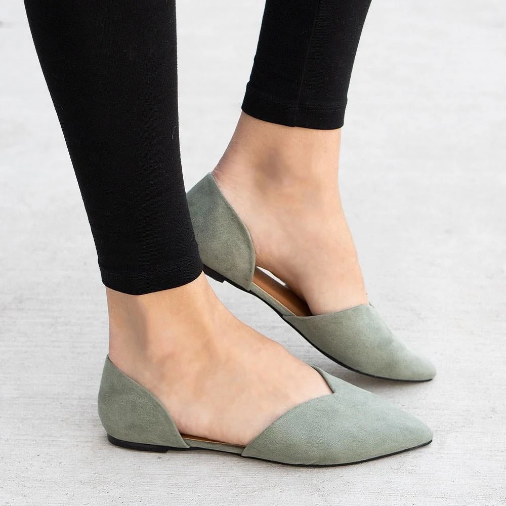 Qupid Shoes V-Dip Simple Flats 1 Qupid Shoes V-Dip Simple Flats