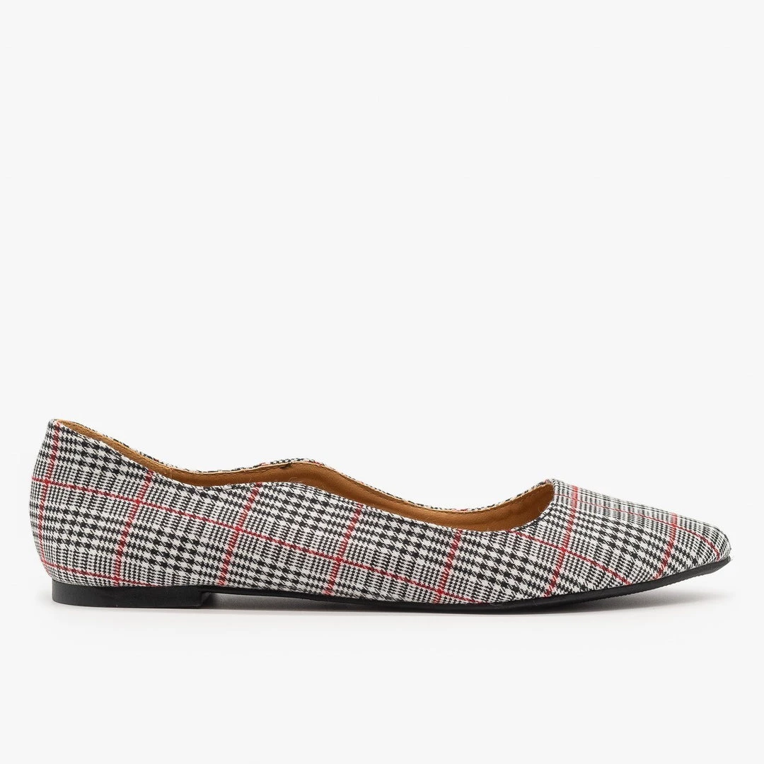 Qupid Shoes Wavy Almond Toe Ballet Flats 3 Qupid Shoes Wavy Almond Toe Ballet Flats