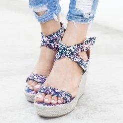 Qupid Shoes Woven Criss Cross Espadrille Wedges