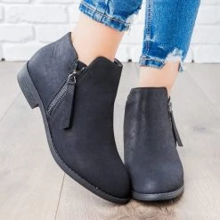 City Classified Shoes Newest Arrivals Zip-up Ankle Booties 15 City Classified Shoes Newest Arrivals Zip-up Ankle Booties